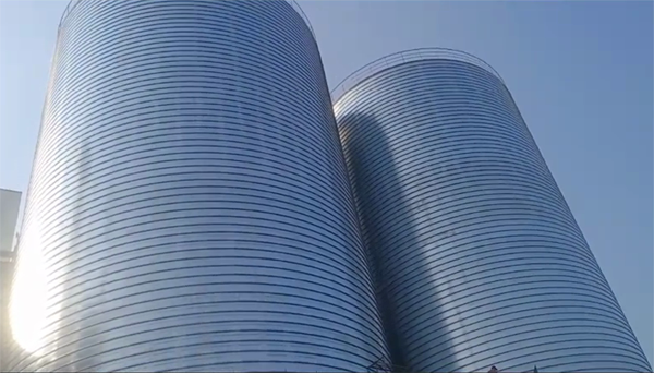 沐川2座混凝土高架卷板仓